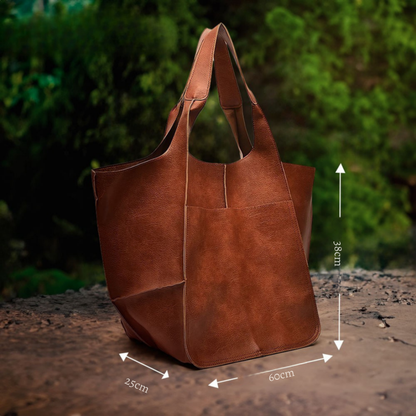 Laura | Everything with you, nothing too heavy — Spacious Leather Bag