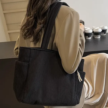 Sienna | Spacious and eye-catching — Leather Tote with Cord Detail