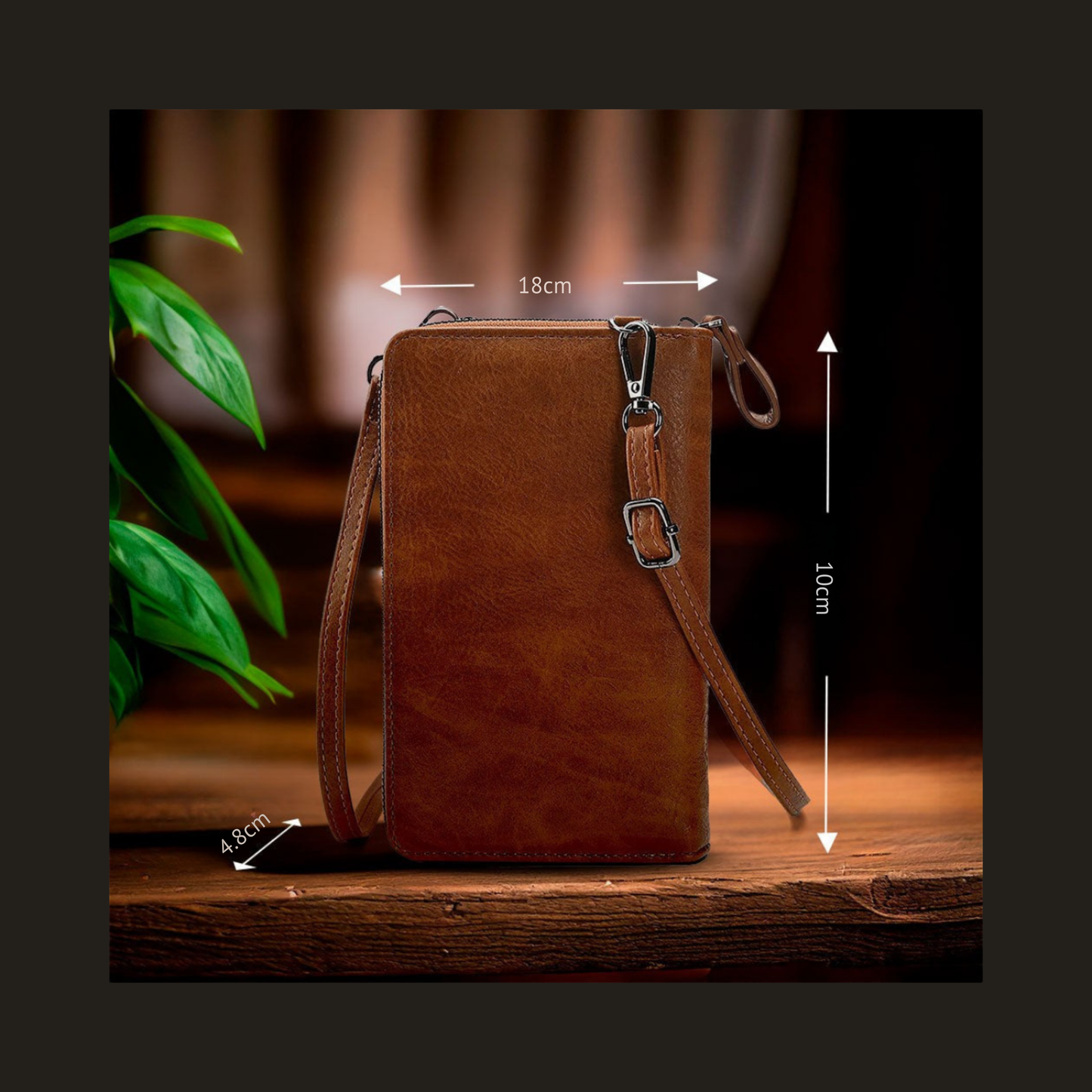 Nicole | Compact Leather Handbag for Everyday Use
