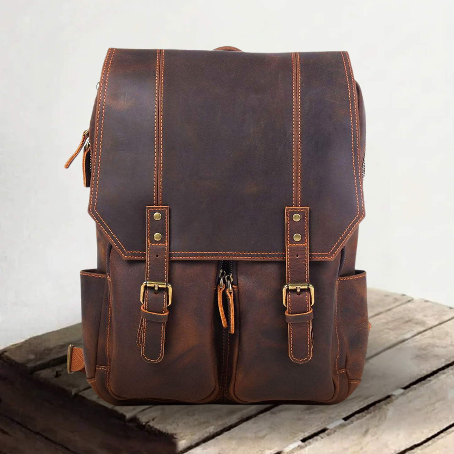 Robert | Sturdy travel backpack made of Genuine Leather