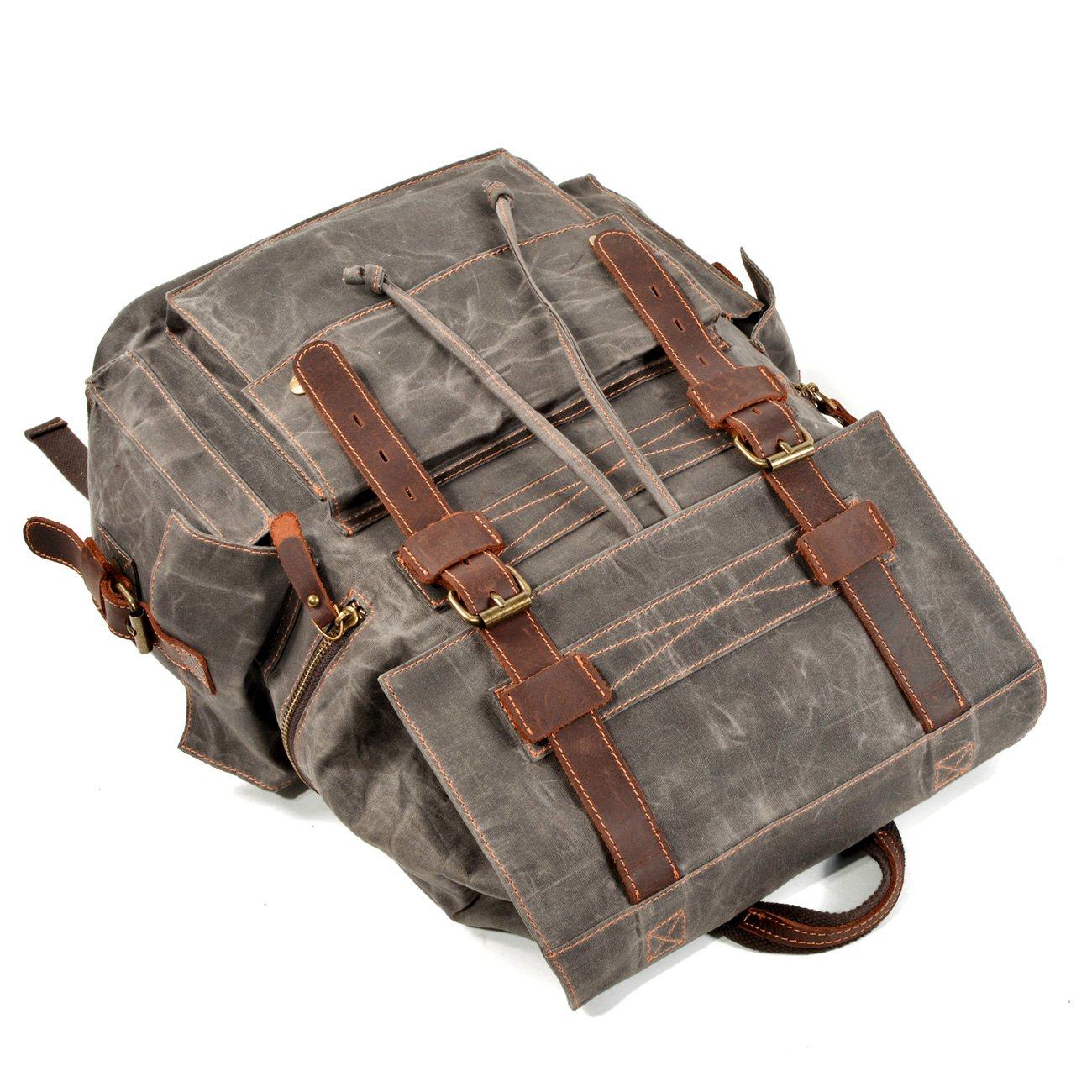 Brian | Canvas backpack with lots of space