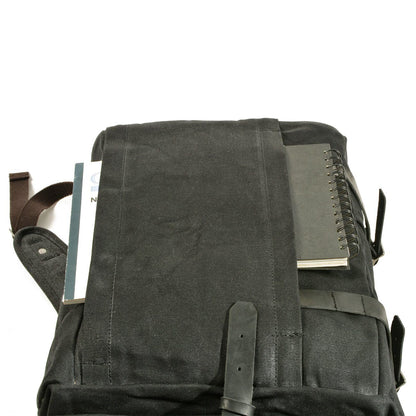 Peter | Anti-theft backpack with plenty of space