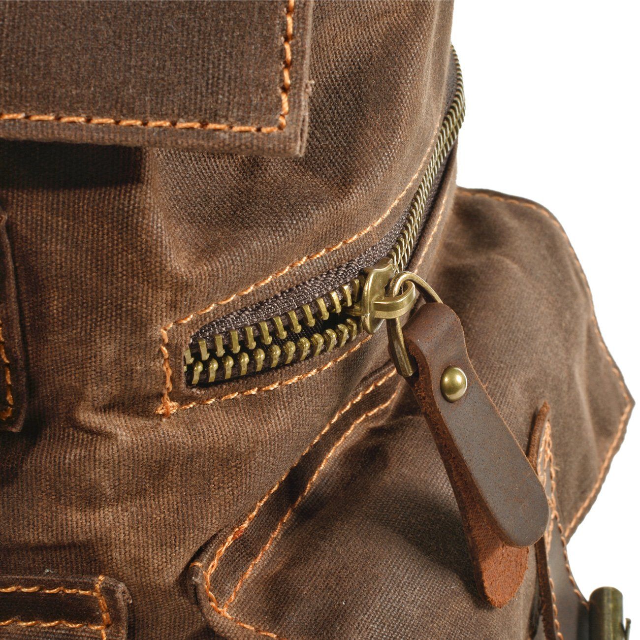 Brian | Canvas backpack with lots of space