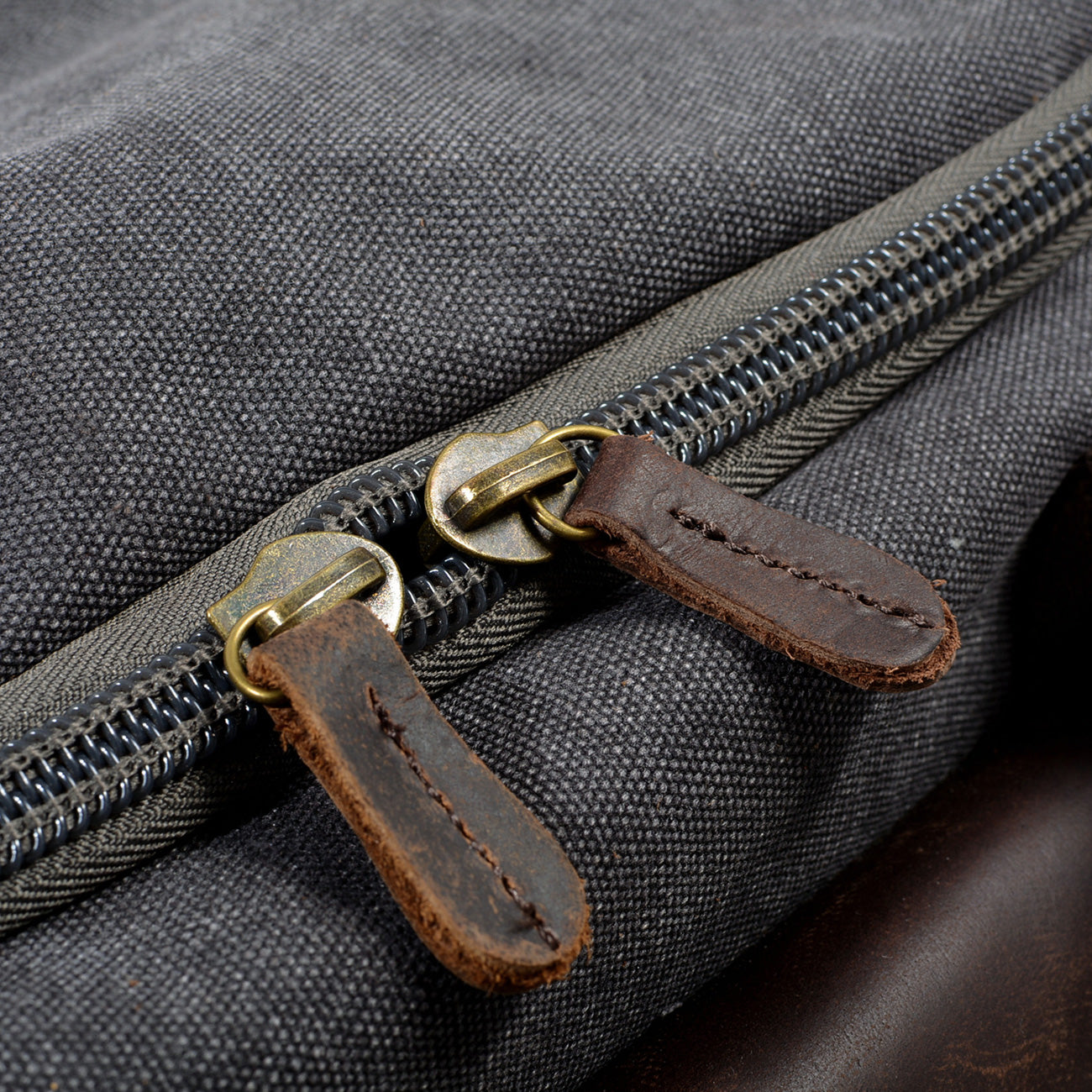 David | Canvas duffle bag for travel made of Genuine Leather